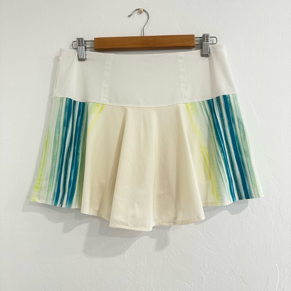Lucky in Love Skort, Size M (US 8-10)